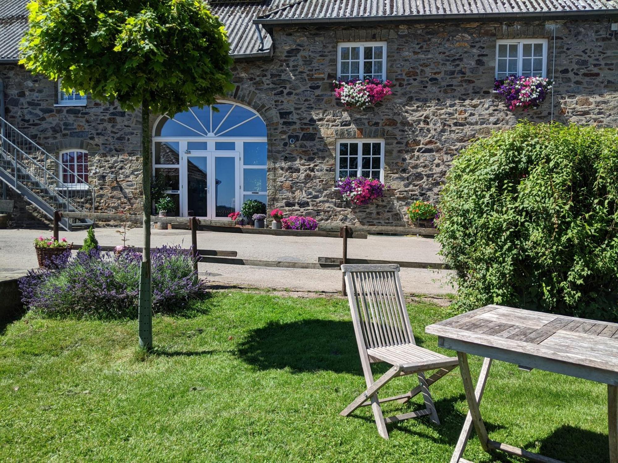 Victorhof Landurlaub Deine Auszeit Im Gruenen, Umgeben Von Wald & Wiesen Monschau Exterior photo